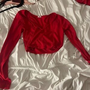 RED CROP TOP